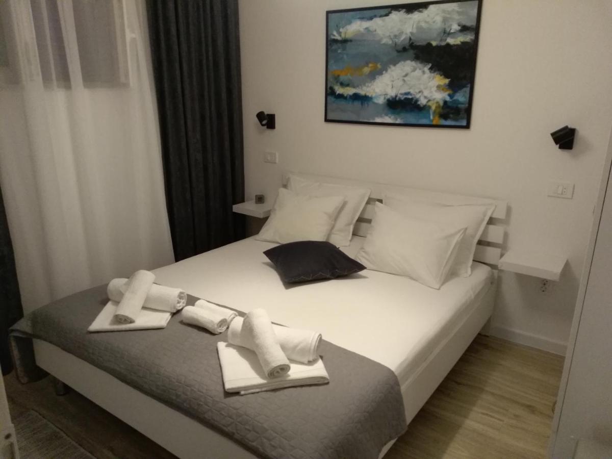 Boutique Waterfront Apartments Podgora Exterior foto