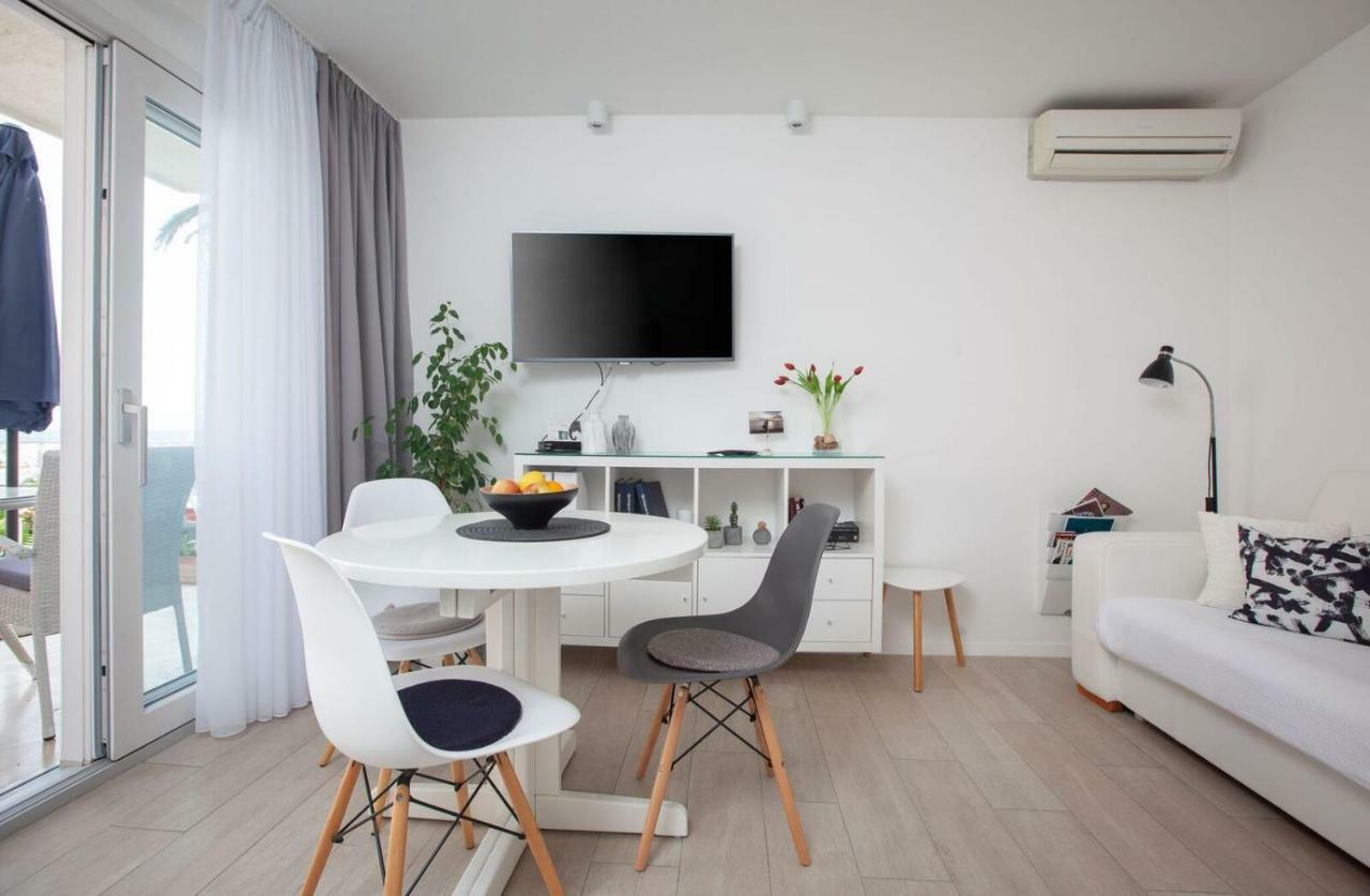 Boutique Waterfront Apartments Podgora Exterior foto